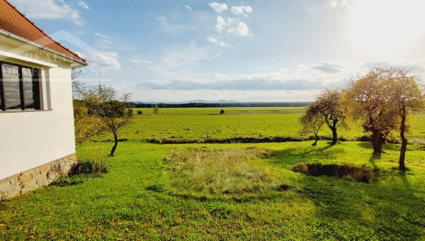 PRODÁNO - Stavební pozemek 1488 m2 u Suchdola nad Lužnicí ve vesničce Bor